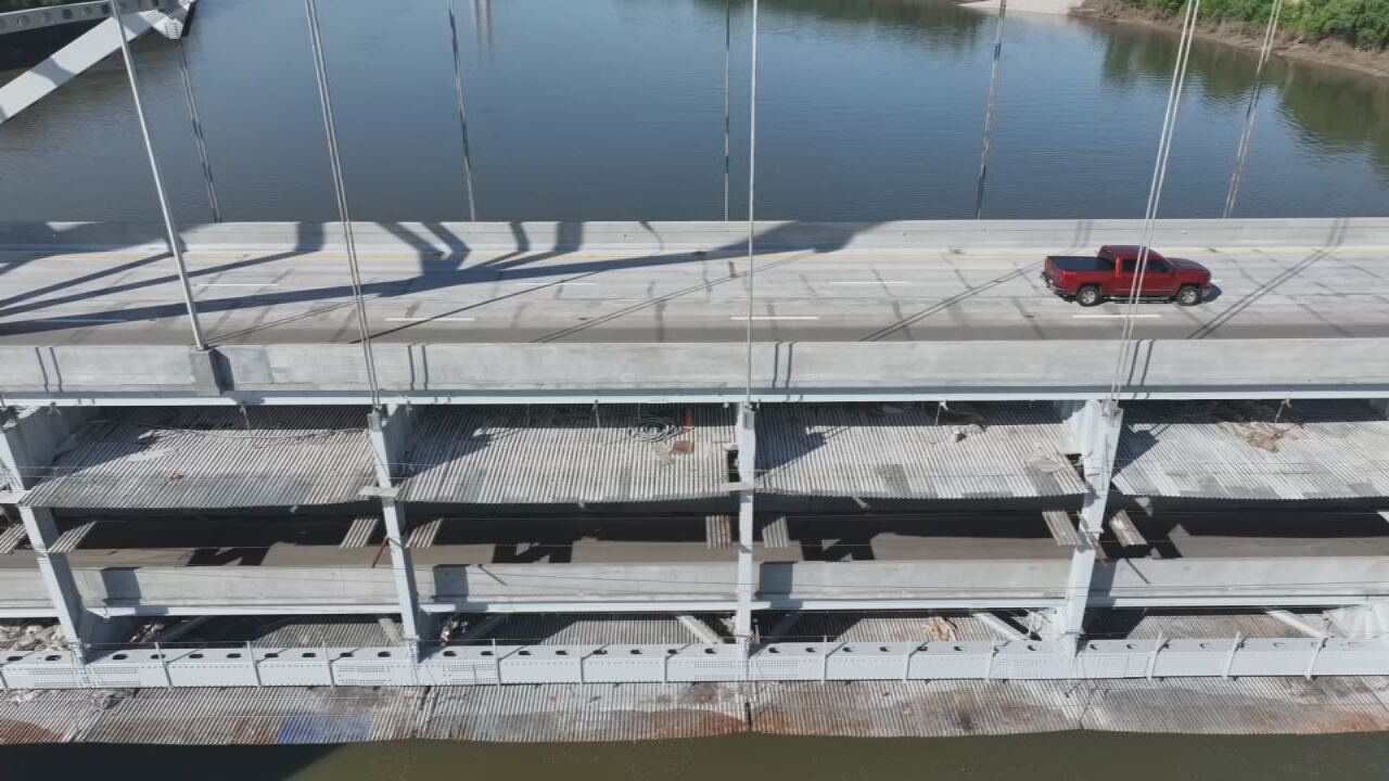 Westbound I-64 lanes on Sherman Minton Bridge scheduled to close July 19-21